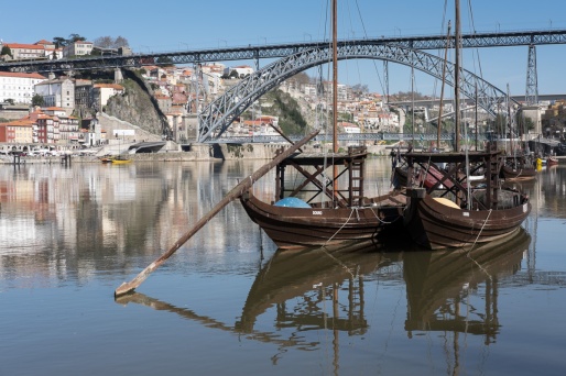 Dom Luís I bridge, Porto (35mm, f9, 1/350s, ISO 200)