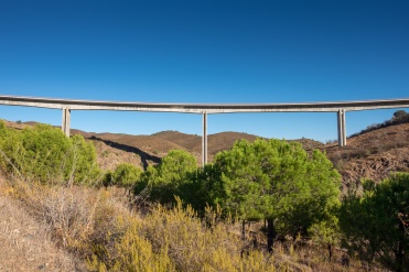 IC27 bridge near Palmeira, Algarve, Portugal (16mm, f8, 1/420s, ISO 200, PPL1-Corrected)