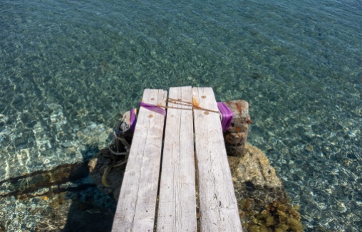 Clear blue waters, Limassol, Cyprus (18mm, f5.6, 1/850s, ISO 200, PP1-Corrected)