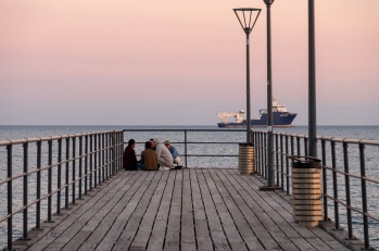 Limassol promenade, Cyprus (95mm, f5.6, 1/60s, ISO 200, PPL1-Corrected)
